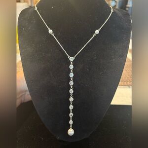 Elegant Gold Pearl and Crystal Necklace